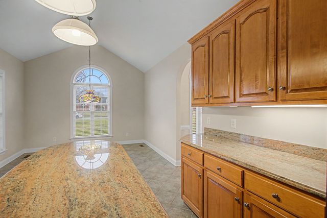 6913 Zion Crossing Court, Columbia, TN 38401