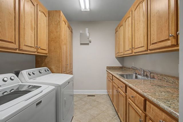 6913 Zion Crossing Court, Columbia, TN 38401