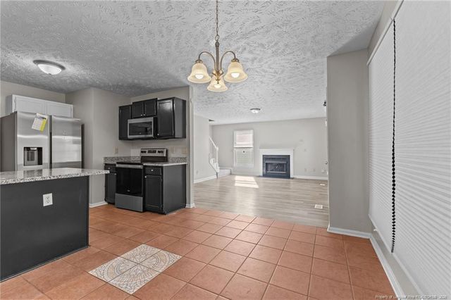 1820 Daphne Circle, Fayetteville, NC 28304