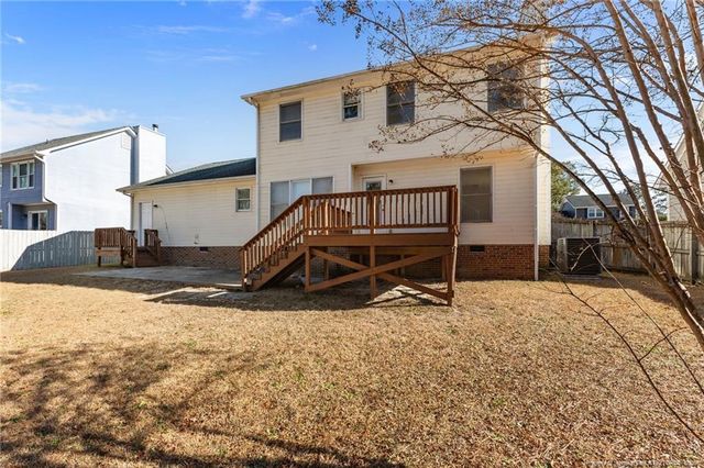 1820 Daphne Circle, Fayetteville, NC 28304