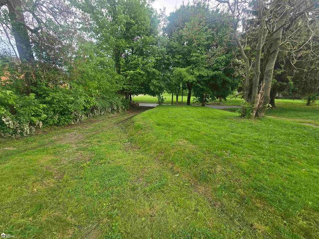 2429 Delaware Street, Flint, MI 48506