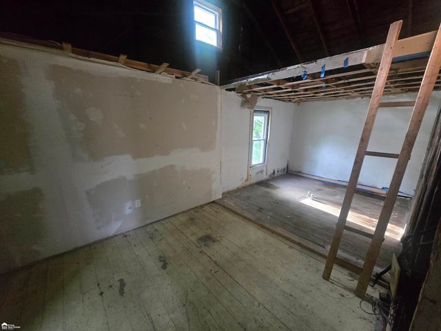 2429 Delaware Street, Flint, MI 48506