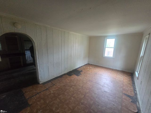 2429 Delaware Street, Flint, MI 48506