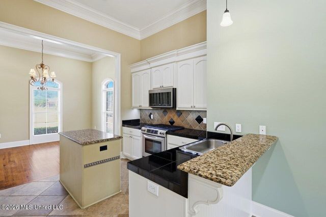 100 Grandeur Drive, Brandon, MS 39042