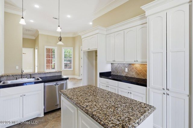 100 Grandeur Drive, Brandon, MS 39042