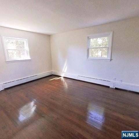 34 Wagner Avenue, Wallington, NJ 07057
