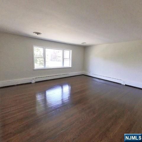 34 Wagner Avenue, Wallington, NJ 07057