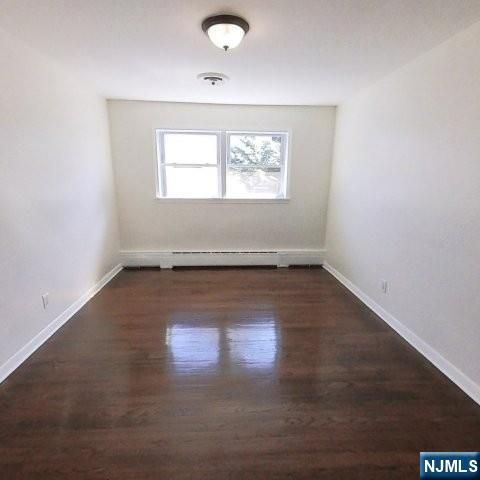 34 Wagner Avenue, Wallington, NJ 07057