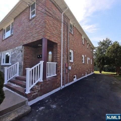 34 Wagner Avenue, Wallington, NJ 07057
