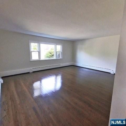 34 Wagner Avenue, Wallington, NJ 07057