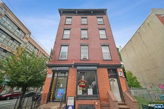 292 7th Street 2, Jersey City, NJ 07302