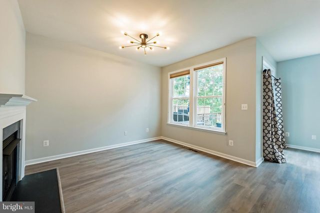 3385 BEECHCLIFF DR, Alexandria, VA 22306