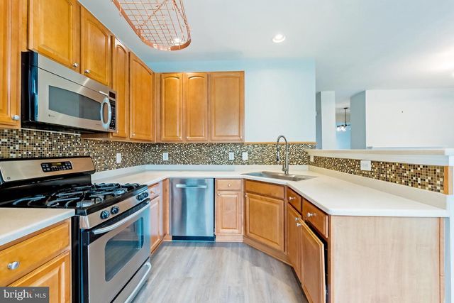 3385 BEECHCLIFF DR, Alexandria, VA 22306