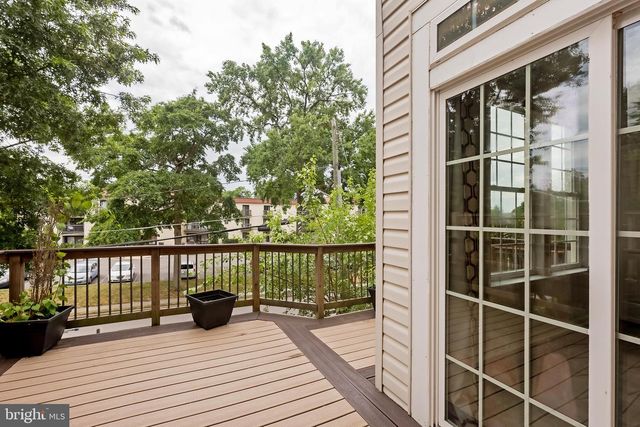 3385 BEECHCLIFF DR, Alexandria, VA 22306