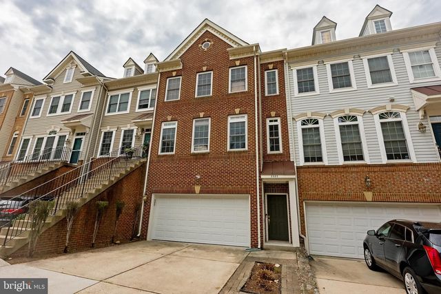 3385 BEECHCLIFF DR, Alexandria, VA 22306