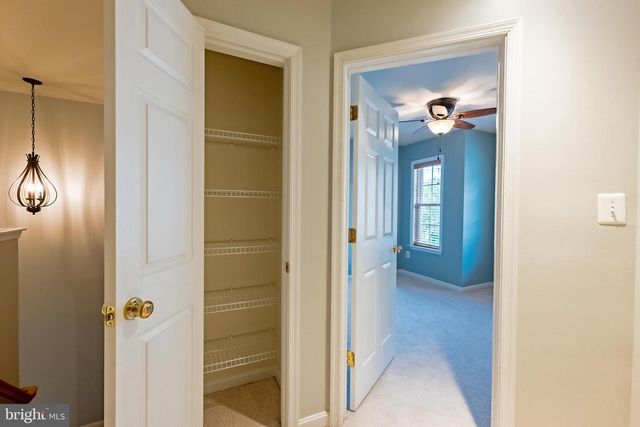 3385 BEECHCLIFF DR, Alexandria, VA 22306