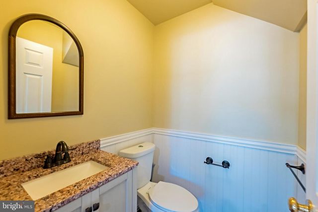 3385 BEECHCLIFF DR, Alexandria, VA 22306