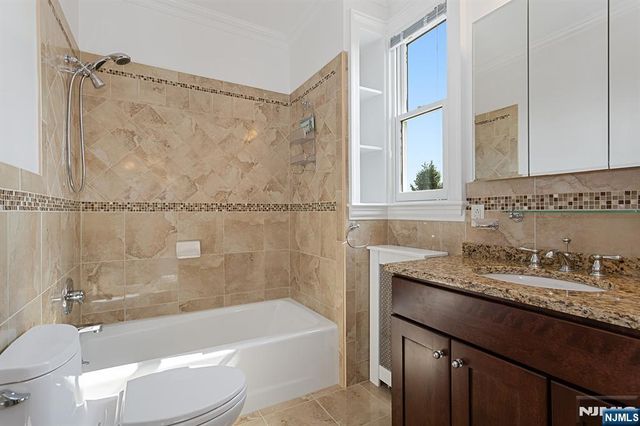 327 Lilac Lane 2, Carlstadt, NJ 07072