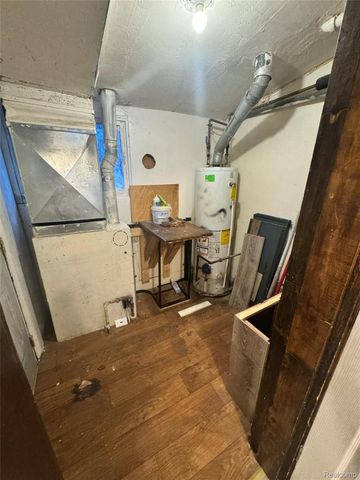 11108 Continental Avenue, Warren, MI 48089