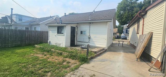 11108 Continental Avenue, Warren, MI 48089