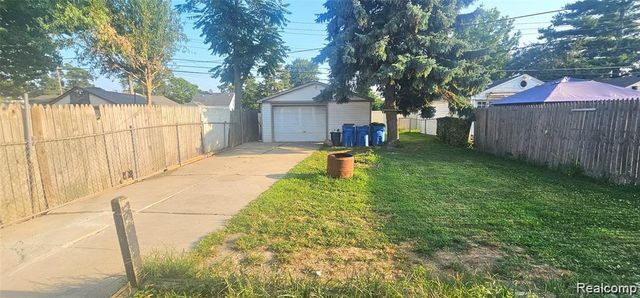 11108 Continental Avenue, Warren, MI 48089