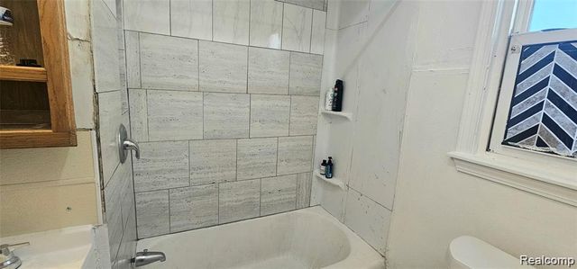 11108 Continental Avenue, Warren, MI 48089