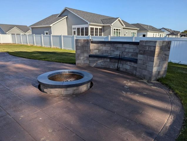 389 WILLIE MAYS CIRCLE, De Pere, WI 54115