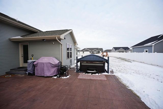 389 WILLIE MAYS CIRCLE, De Pere, WI 54115