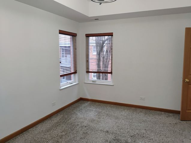 397 Alles Avenue 2, Des Plaines, IL 60016