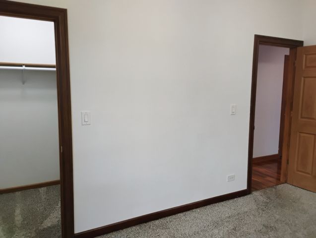 397 Alles Avenue 2, Des Plaines, IL 60016