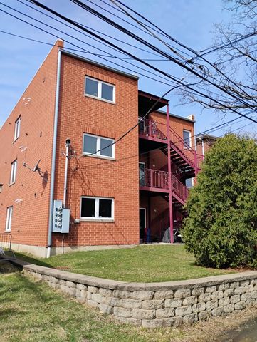 397 Alles Avenue 2, Des Plaines, IL 60016