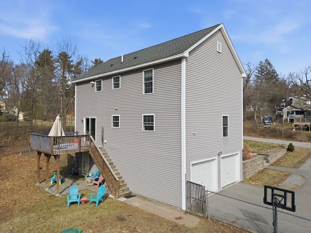 70 Frederick St, Fitchburg, MA 01420