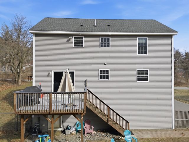 70 Frederick St, Fitchburg, MA 01420