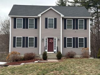 70 Frederick St, Fitchburg, MA 01420