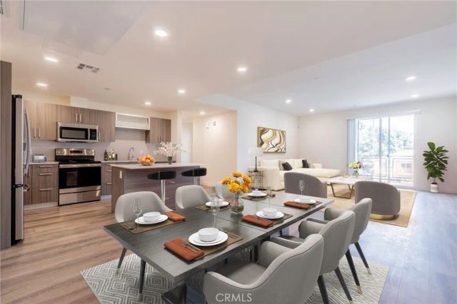 11616 Burbank Boulevard 305, North Hollywood, CA 91601
