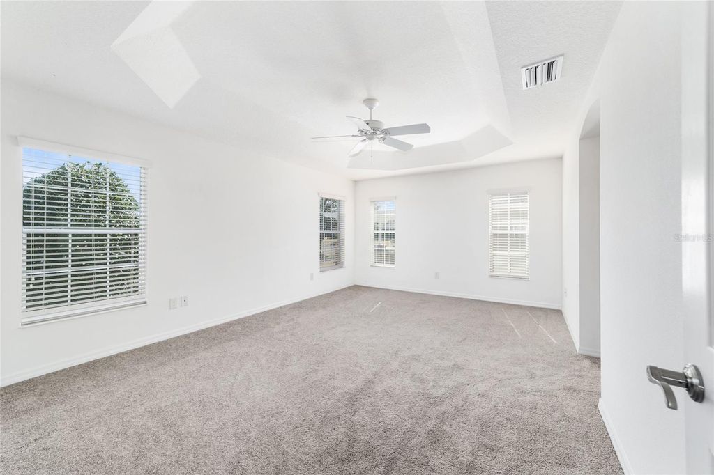 Image 21 of property listing at 2449 HEATH SPRINGS DRIVE, The Villages, FL 32162