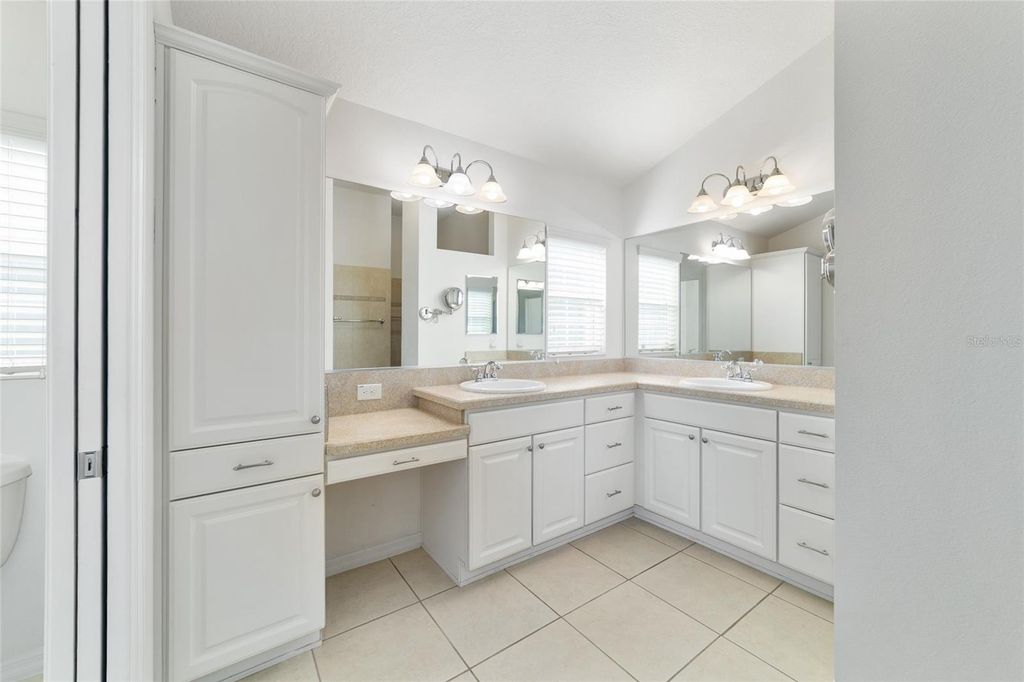 Image 25 of property listing at 2449 HEATH SPRINGS DRIVE, The Villages, FL 32162