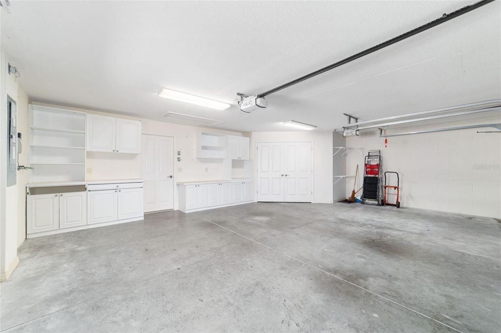 Image 36 of property listing at 2449 HEATH SPRINGS DRIVE, The Villages, FL 32162