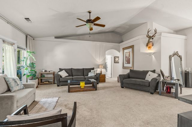 3000 Merlin Road, Grants Pass, OR 97526