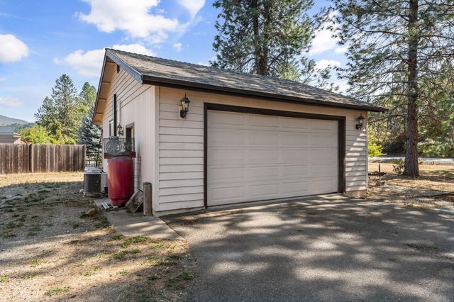 3000 Merlin Road, Grants Pass, OR 97526