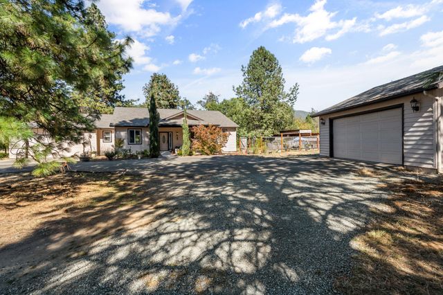 3000 Merlin Road, Grants Pass, OR 97526