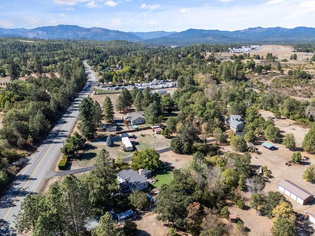 3000 Merlin Road, Grants Pass, OR 97526