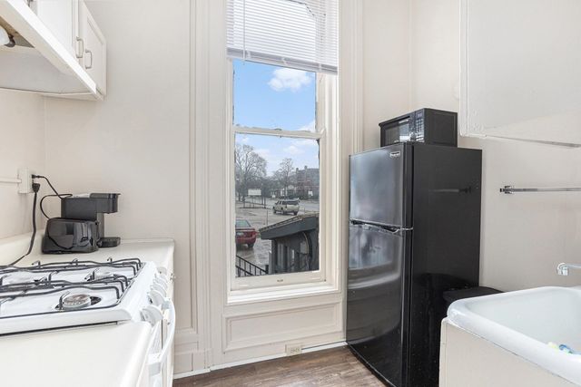 701 Center Ave Avenue, Bay City, MI 48708