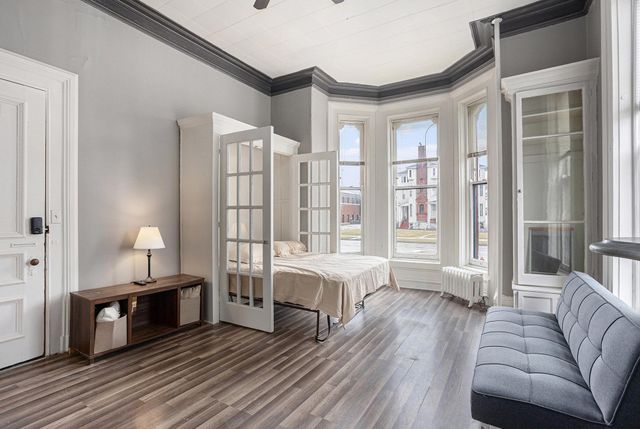 701 Center Ave Avenue, Bay City, MI 48708