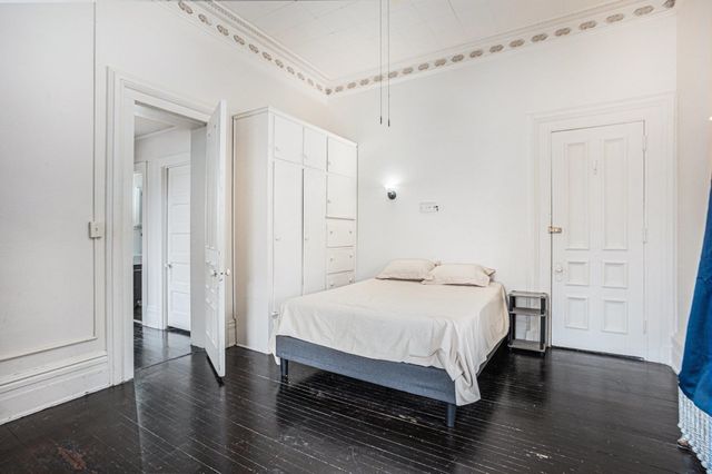 701 Center Ave Avenue, Bay City, MI 48708