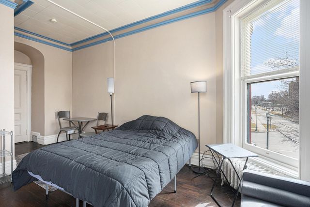 701 Center Ave Avenue, Bay City, MI 48708