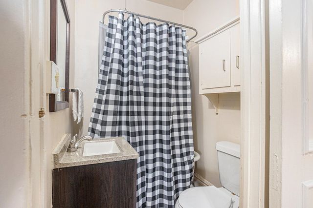 701 Center Ave Avenue, Bay City, MI 48708