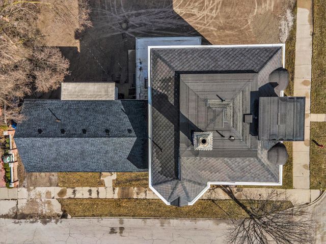 701 Center Ave Avenue, Bay City, MI 48708