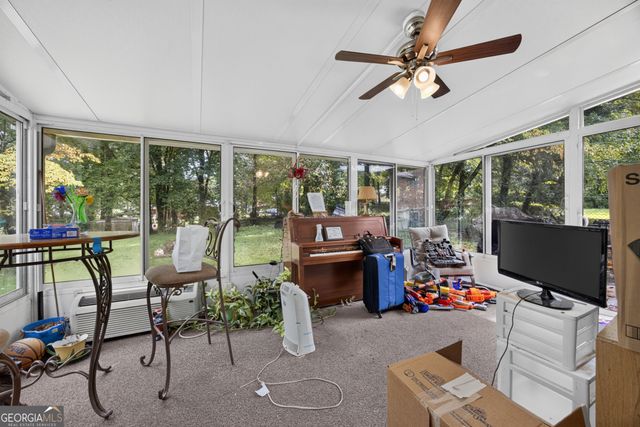 4690 Janice Drive, College Park, GA 30337