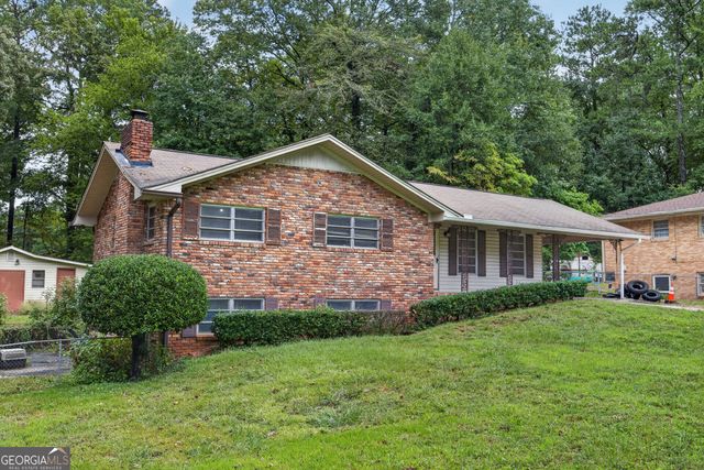 4690 Janice Drive, College Park, GA 30337